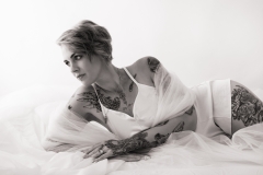 Leanne-white-sheet-boudoir