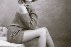 Ola-black-and-white-glamour-oversized-jumper-shoot-8