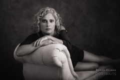 Roseann-styled-portrait-black-and-white