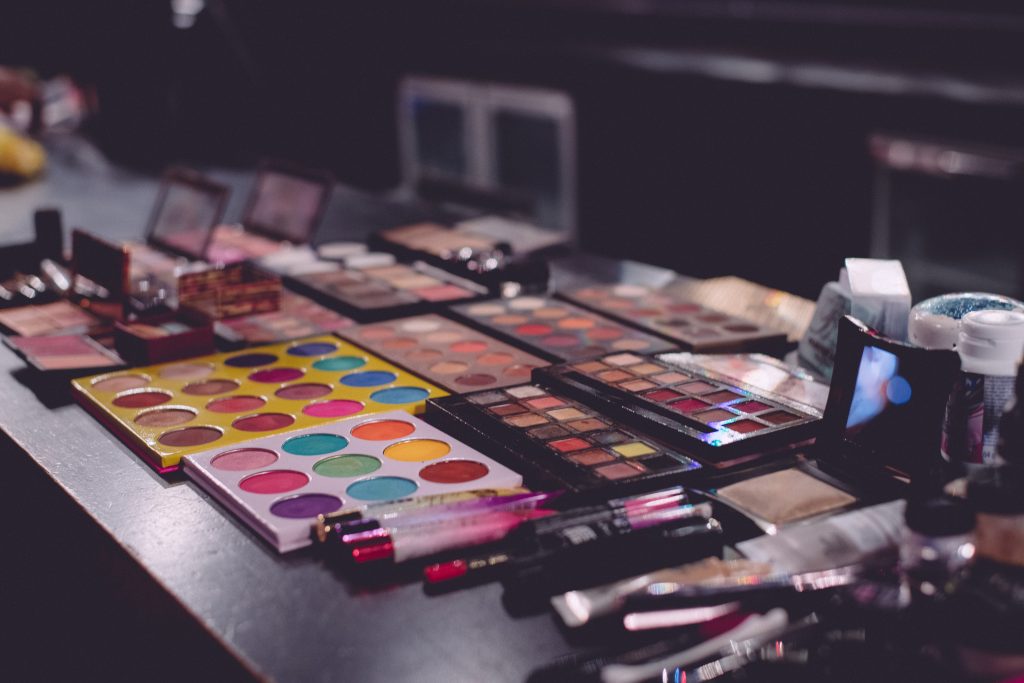 best makeup for a portrait and boudoir photoshoot