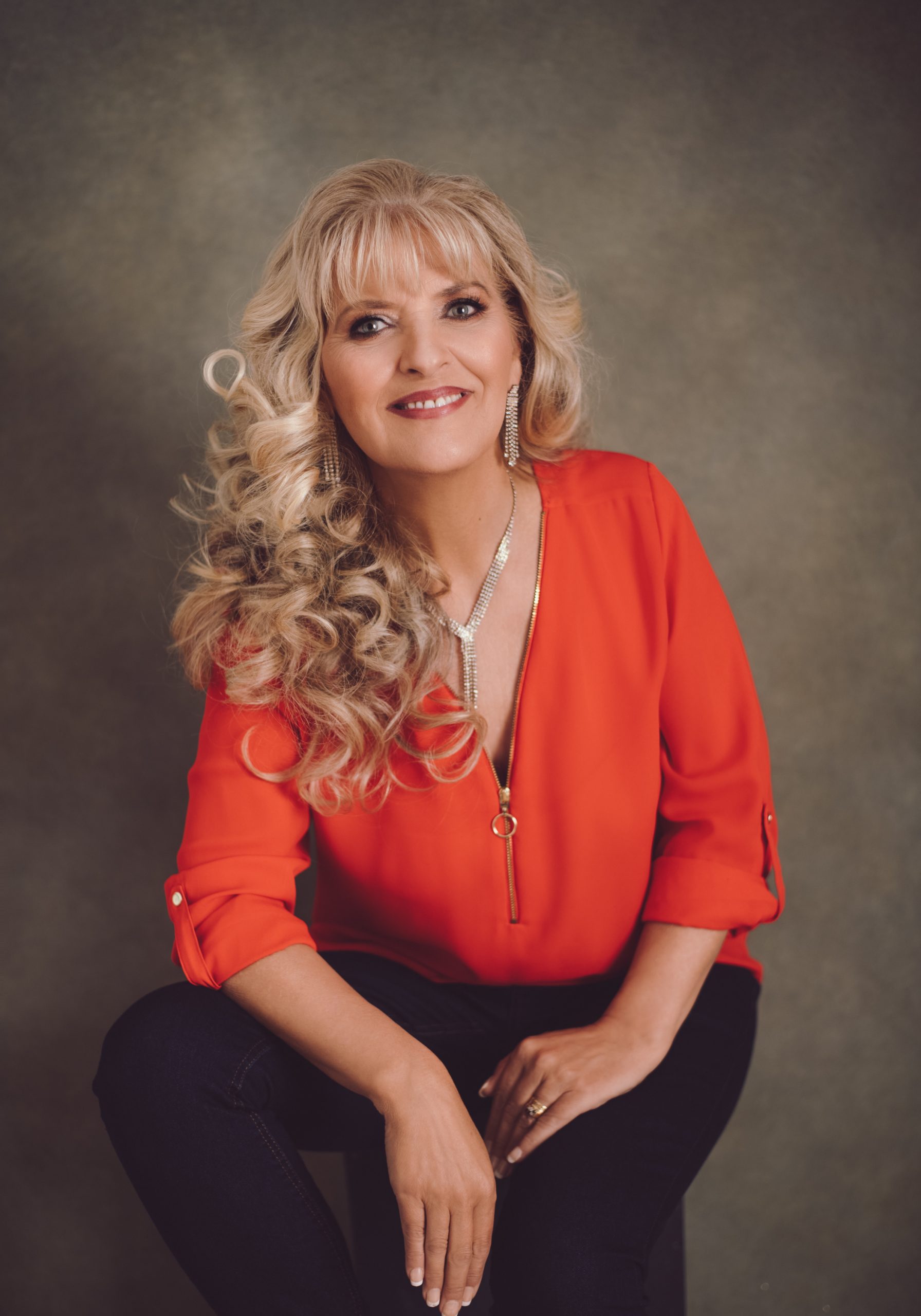 Professional portrait in Ayrshire by Renata Clarke, celebrating Dot’s resilience, femininity, and personal transformation over 40.